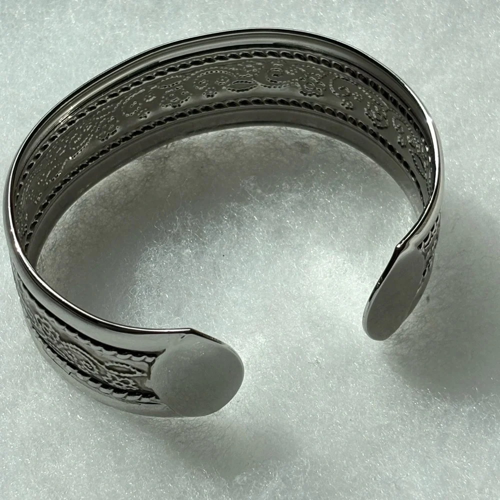 Silver Tone Metal Cuff Bracelet